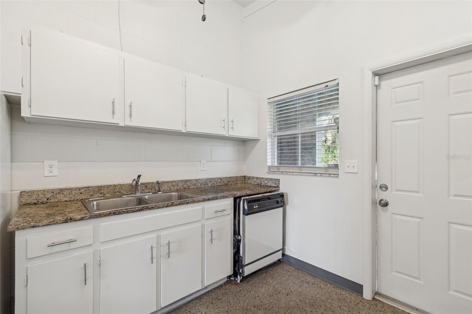 TEMPLE TERRACES - Residential