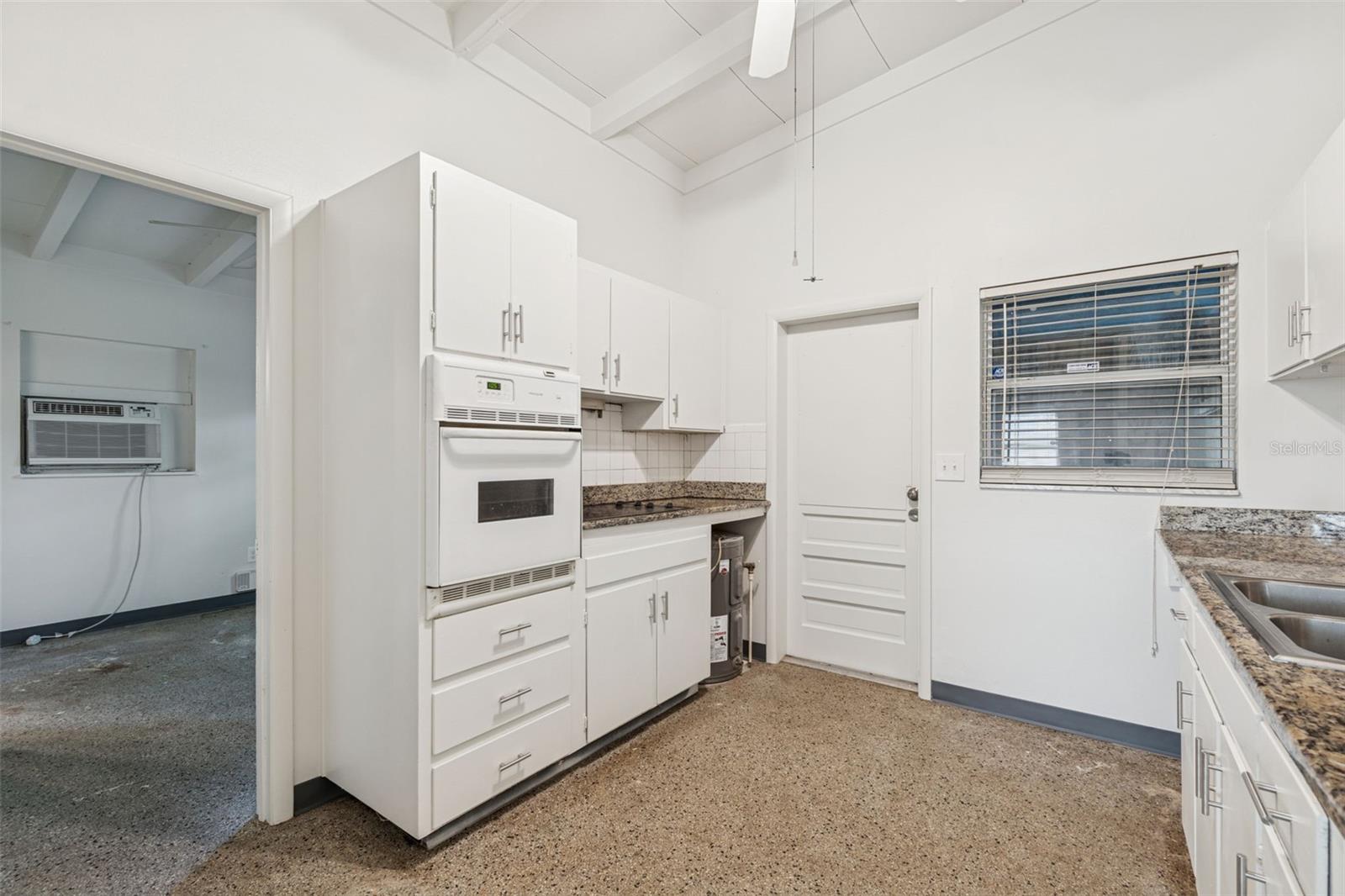 TEMPLE TERRACES - Residential