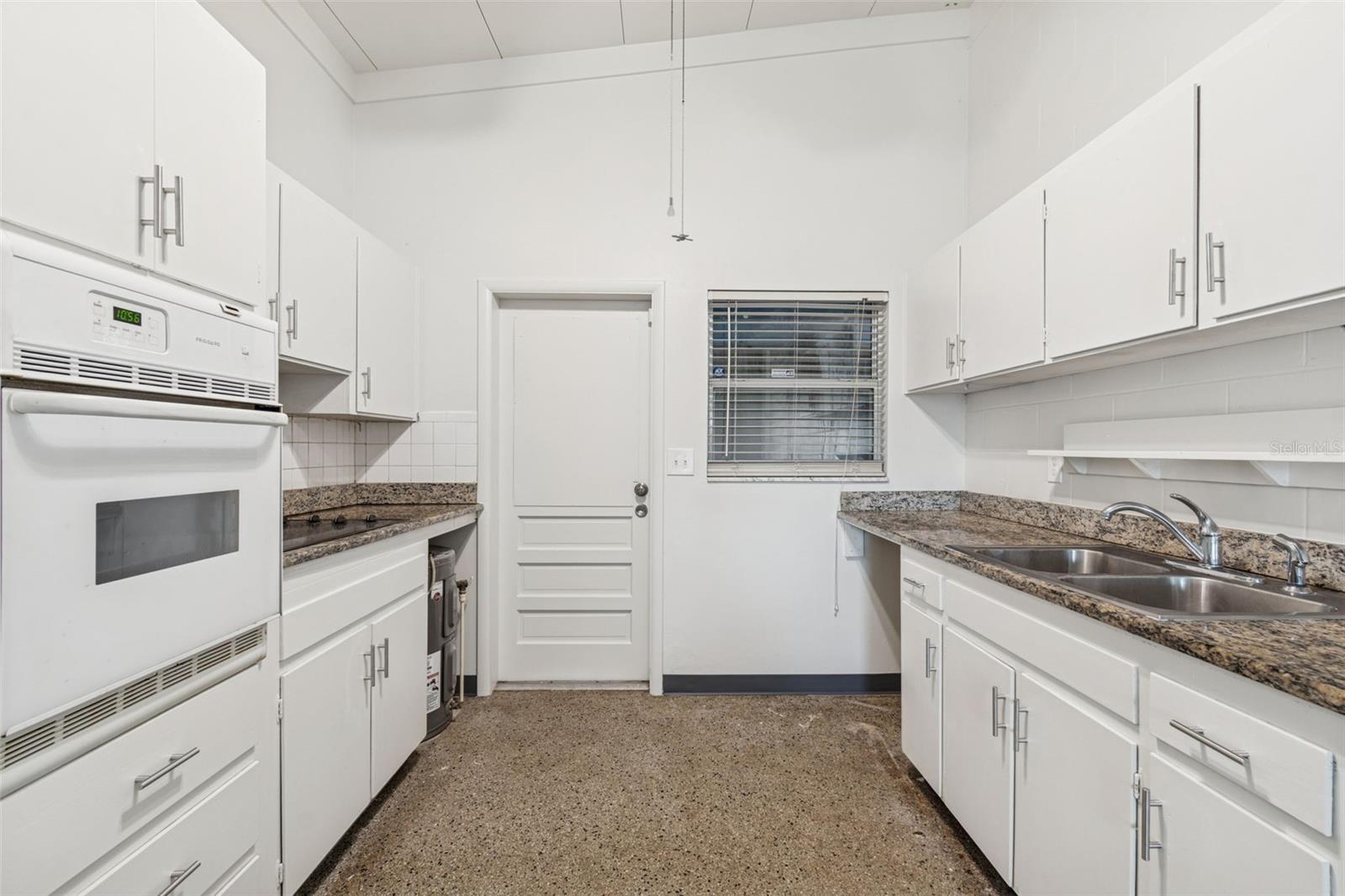 TEMPLE TERRACES - Residential