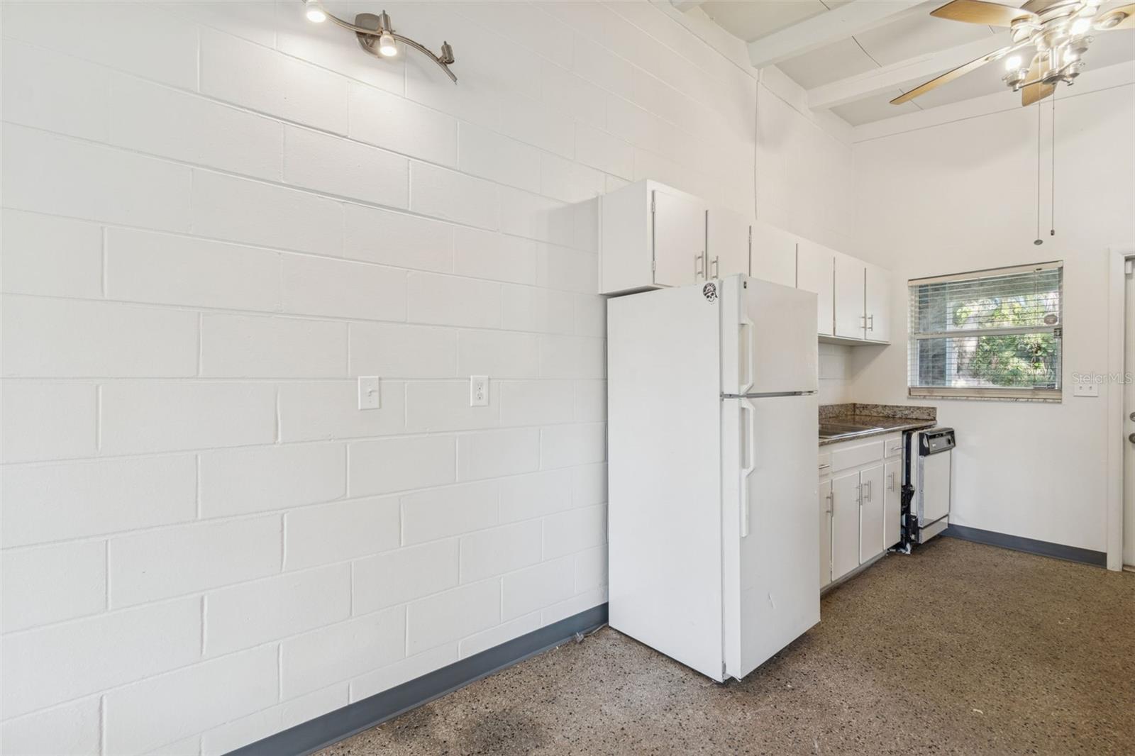 TEMPLE TERRACES - Residential