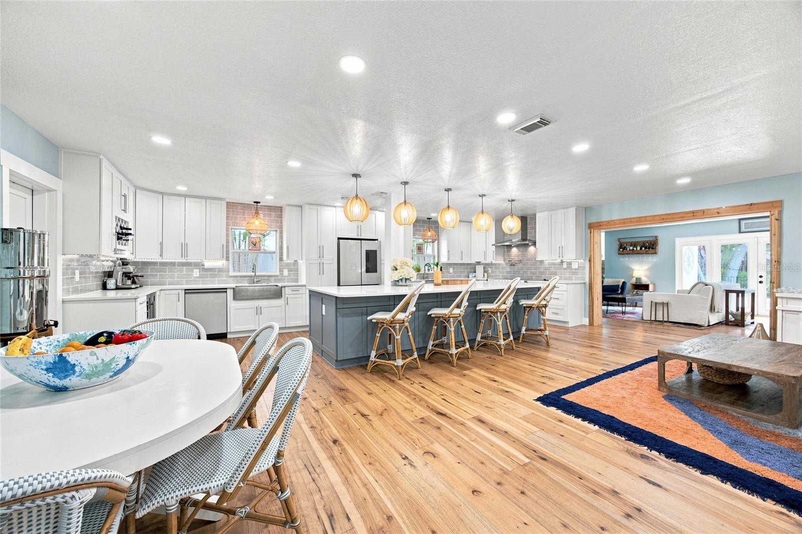 4722 W LAUREL ROAD