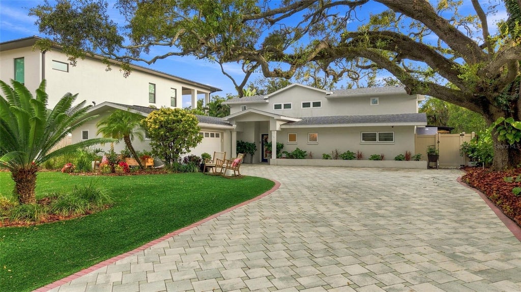 Photo of 4722 W Laurel Road, Tampa, FL 33629 (MLS # TB8547087)
