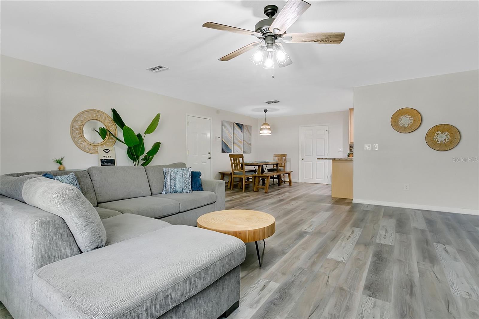 2522 EVERGREEN DRIVE