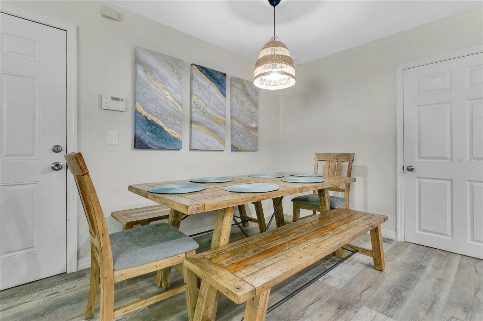 2522 EVERGREEN DRIVE