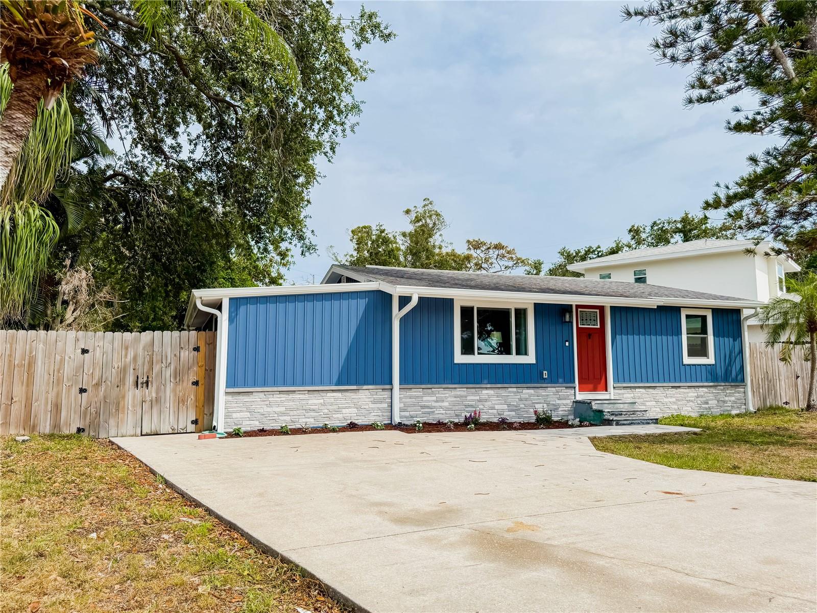 5307 47TH STREET COURT E