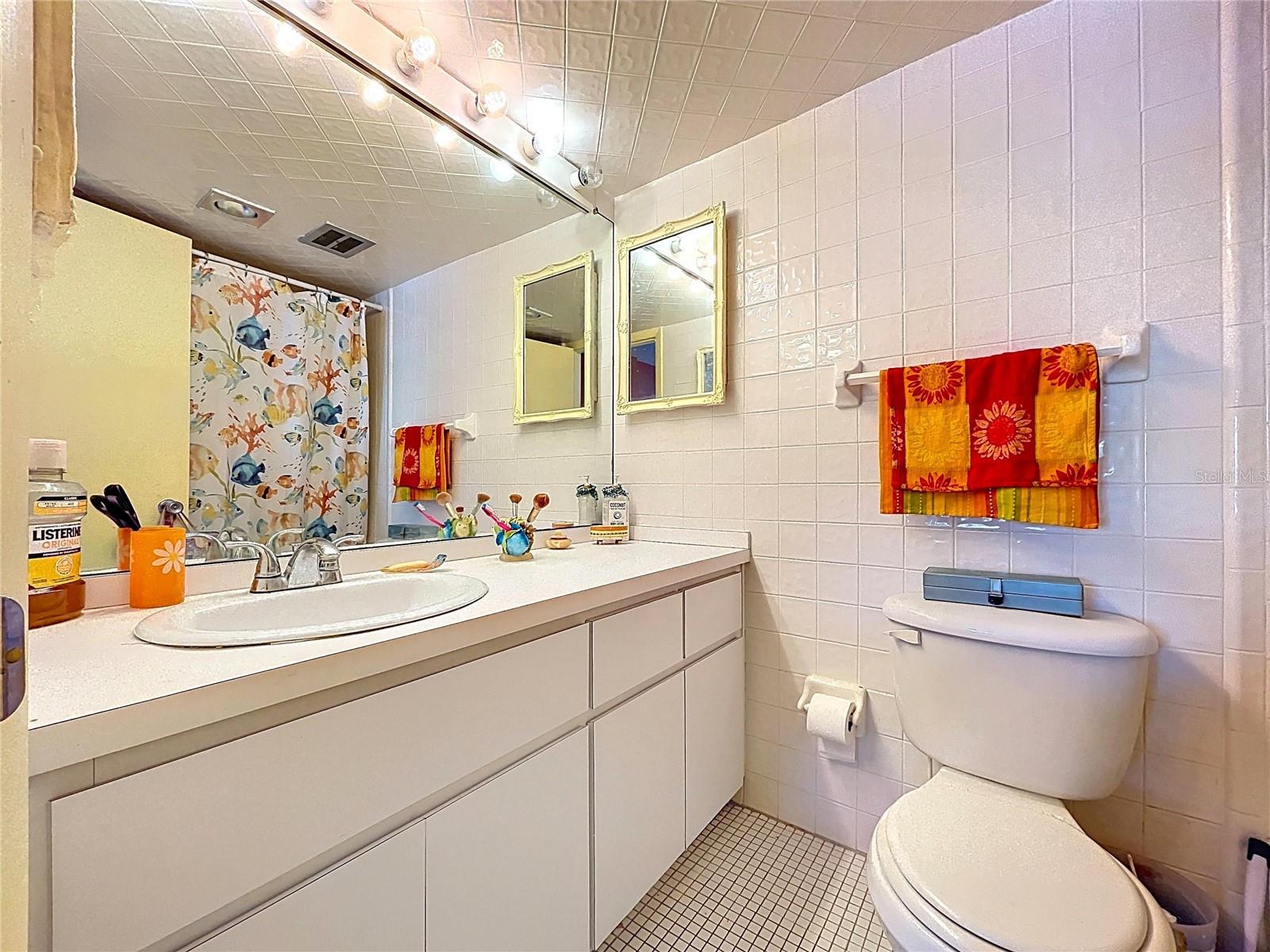 HAMILTON HOUSE THE CONDO - Residential