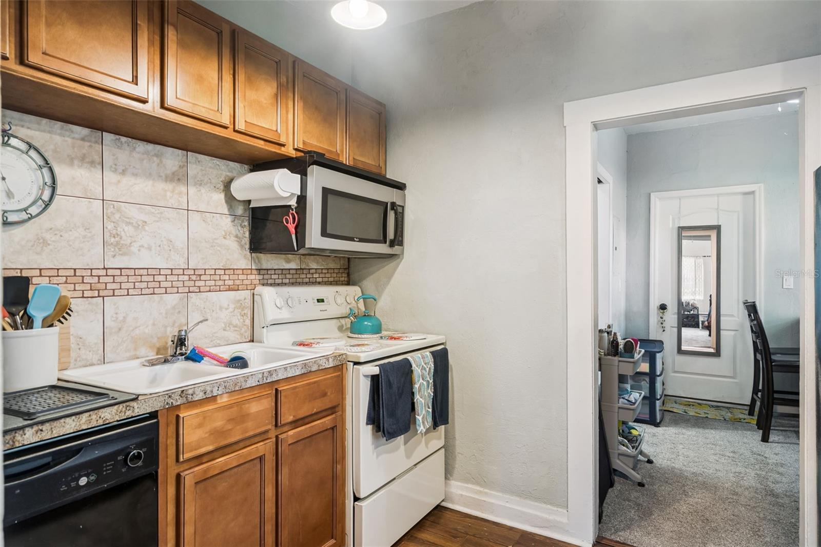 CODINGTON LAKE ALFRED - Residential Income