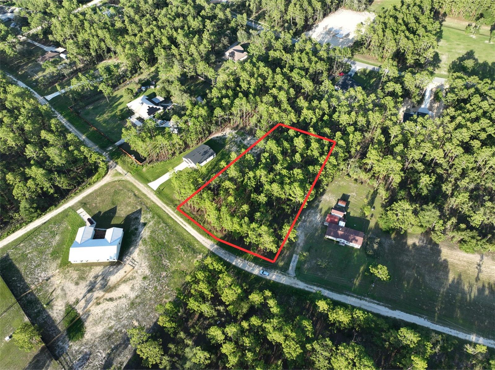 1.05 Acre Lot in Rolling Hills, Ocala! Spacious residential lot in a prime location with electricity available. No HOA, giving you the freedom to build your dream home or hold as an investment. Enjoy the peace of Rolling Hills while still being close to Ocala’s conveniences.
