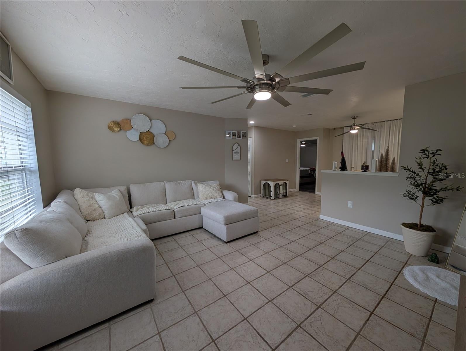 2828 NASSAU STREET