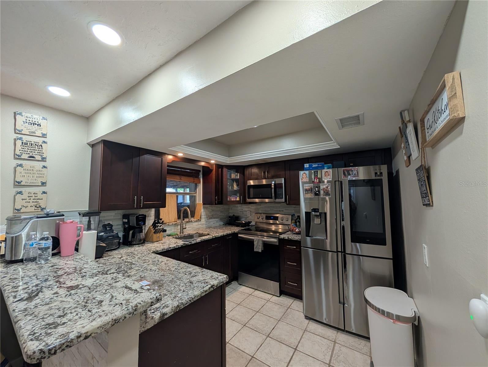 2828 NASSAU STREET