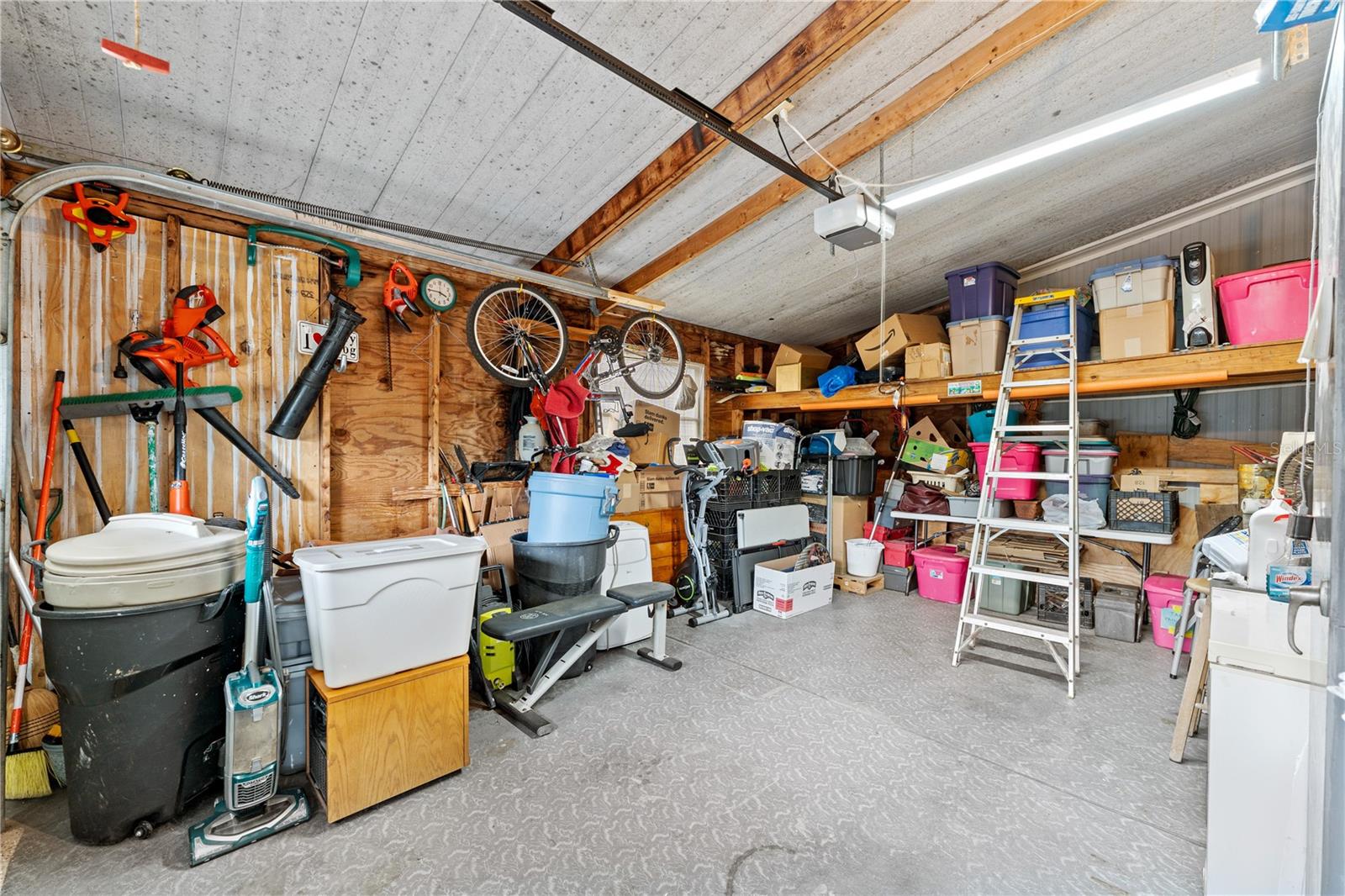 TIMBER LAKE ESTATES - Residential