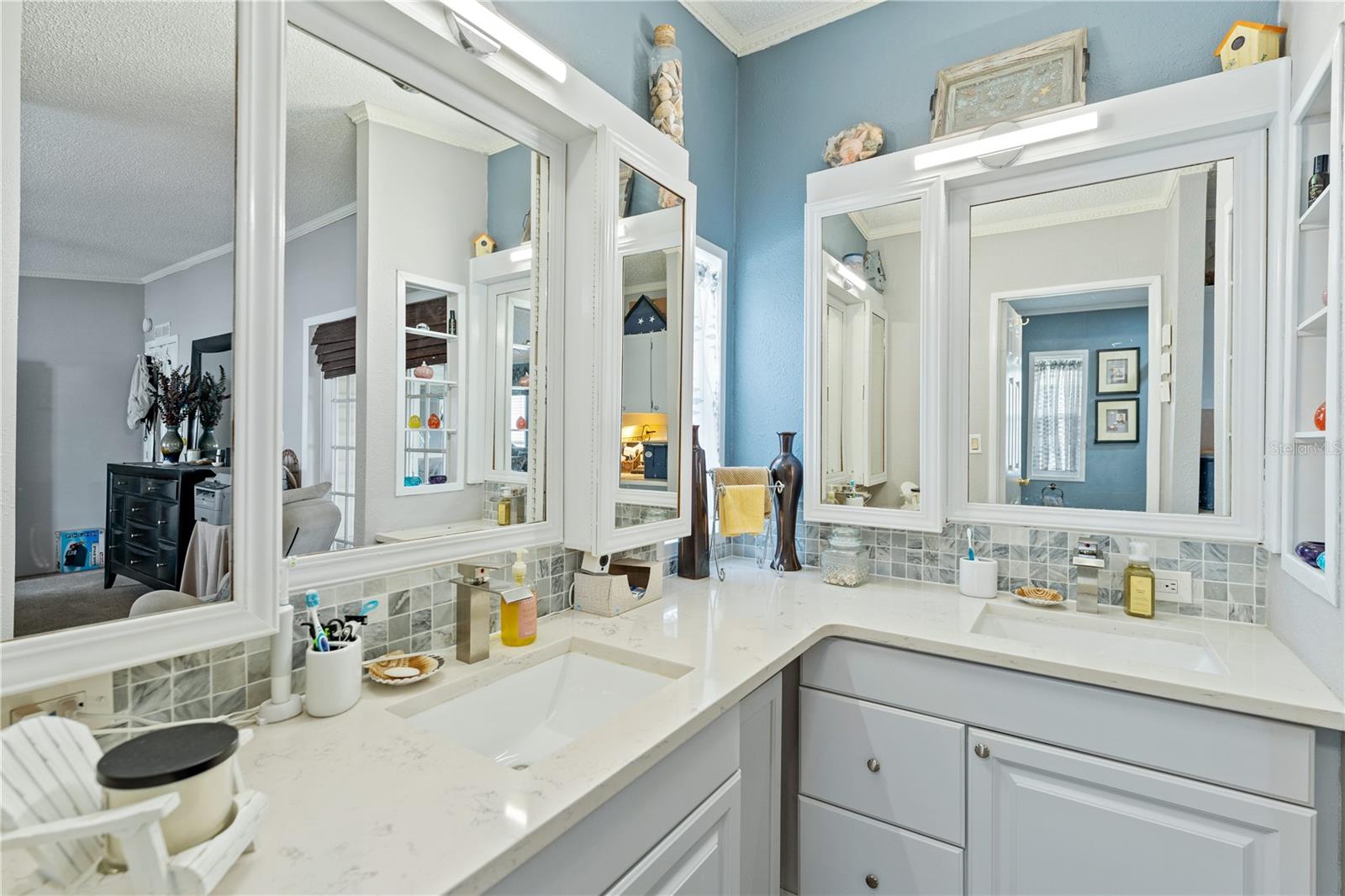 TIMBER LAKE ESTATES - Residential