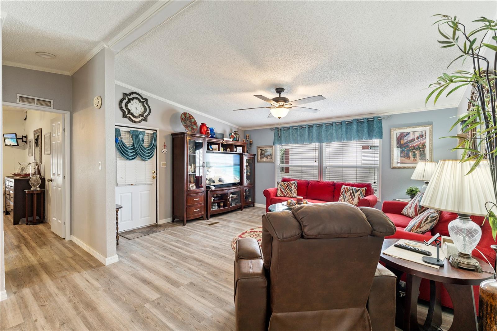 TIMBER LAKE ESTATES - Residential