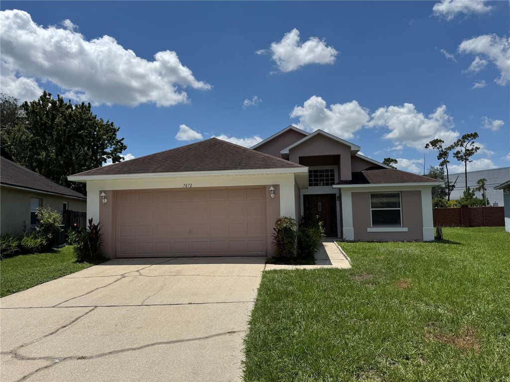 Photo of 7872 Elmstone Circle, Orlando, FL 32822 (MLS # O6434381)