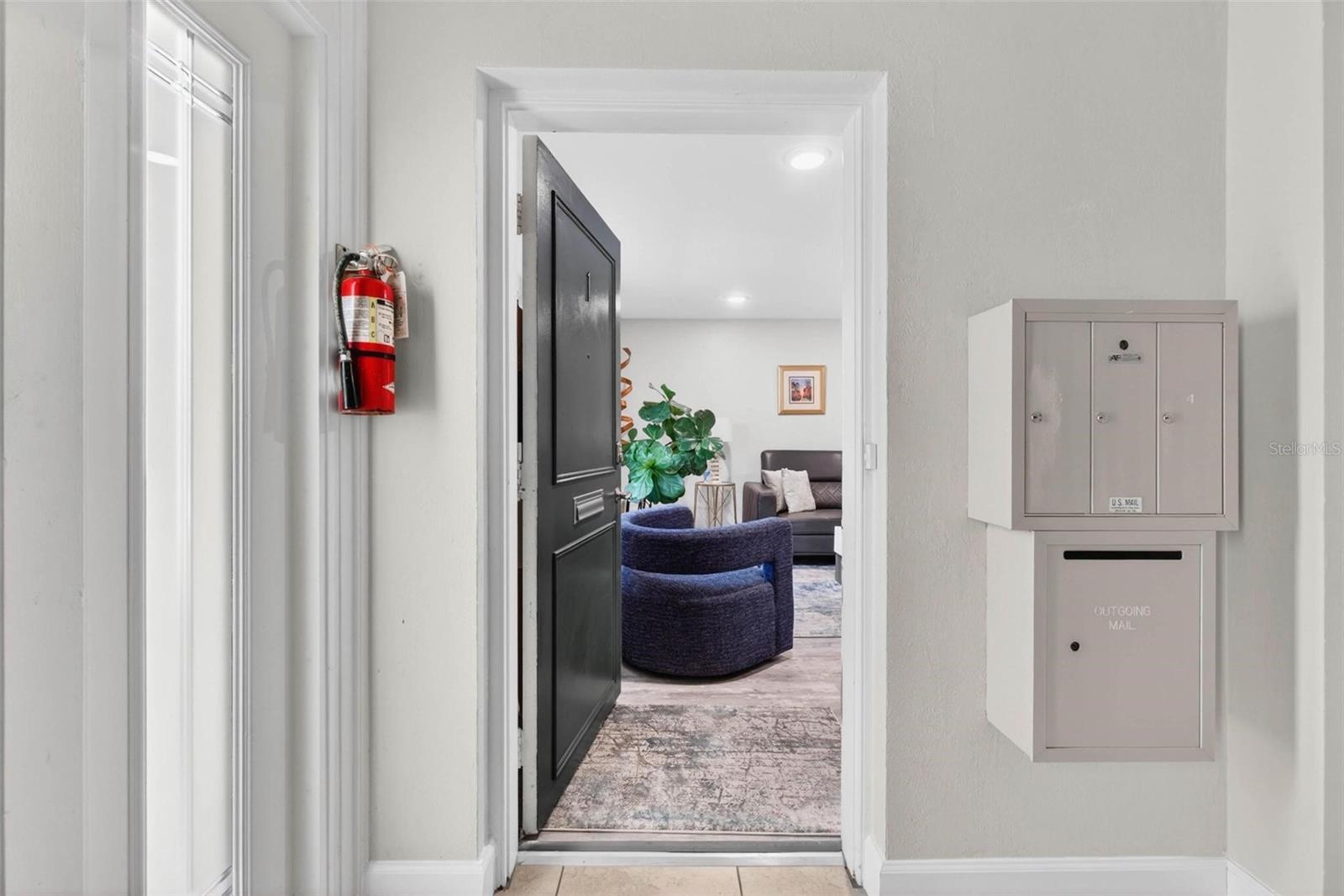 1065 EDEN ISLE BOULEVARD NE 1