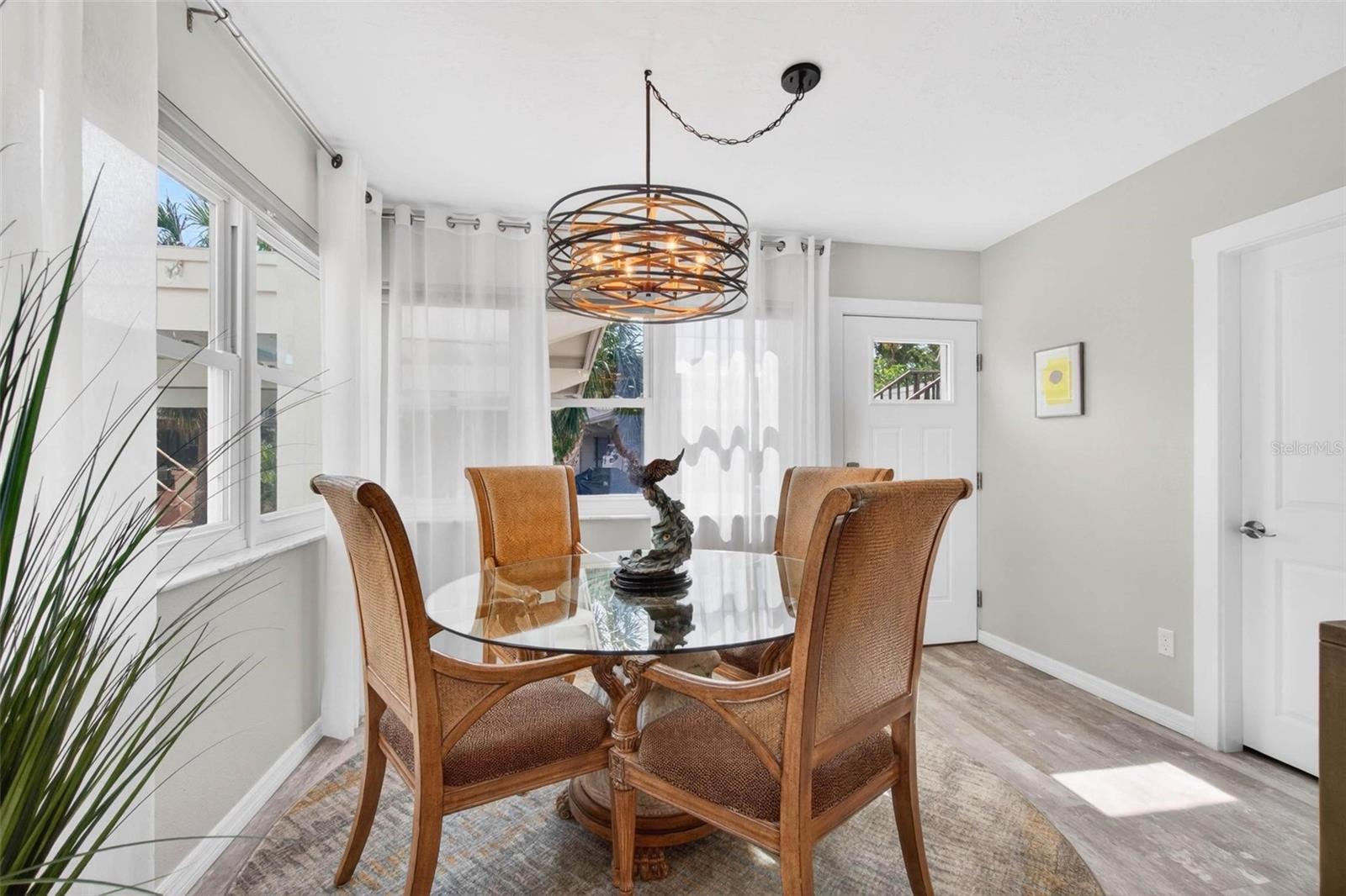 EDEN ISLE CONDO OF ST PETERSBURG - Residential