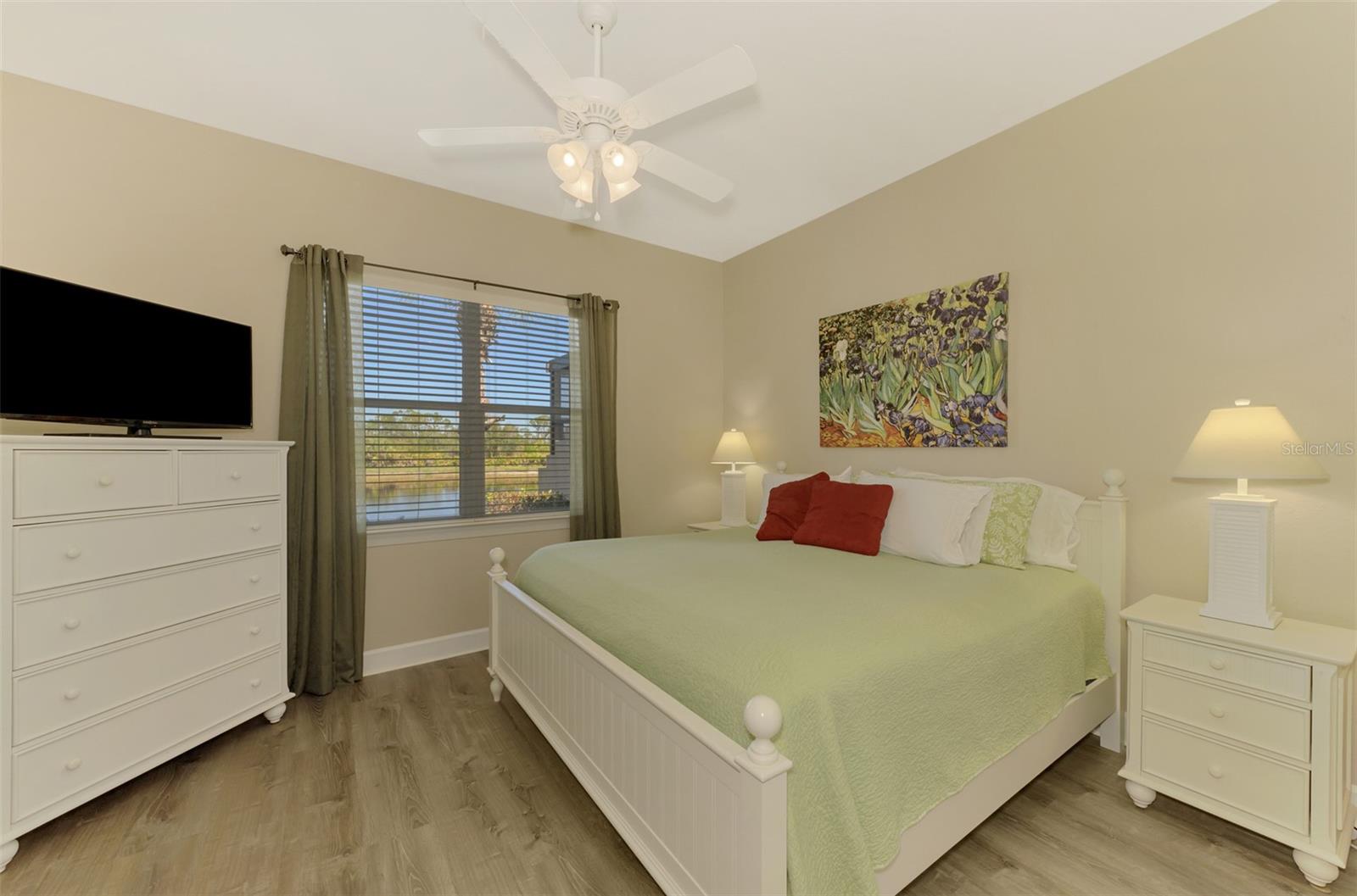 RIVERWOOD - Residential