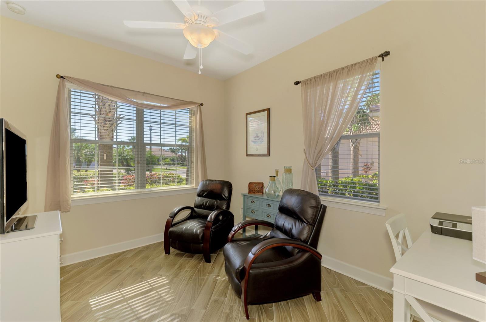 RIVERWOOD - Residential