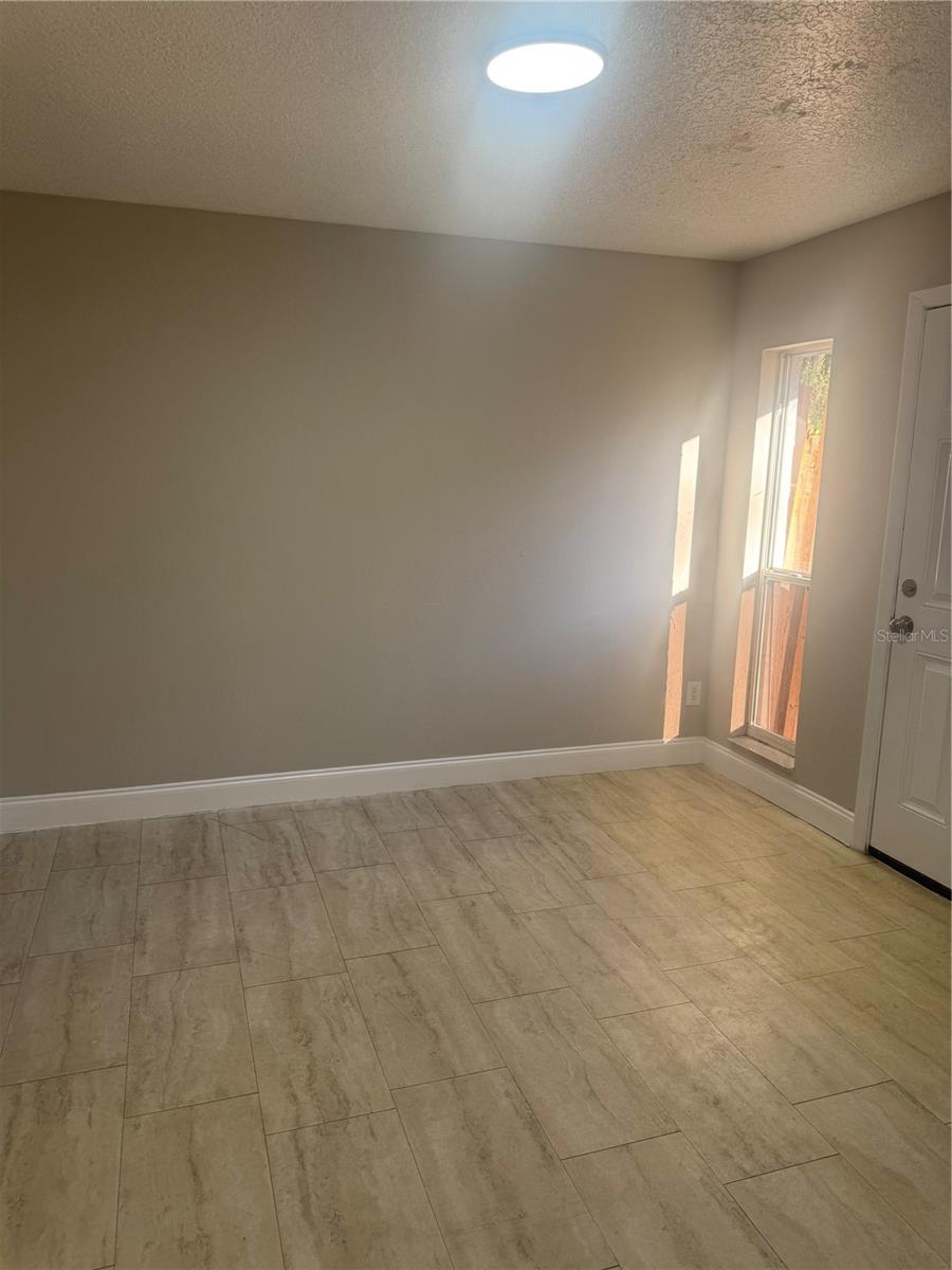 LINCOLN PARK - Residential