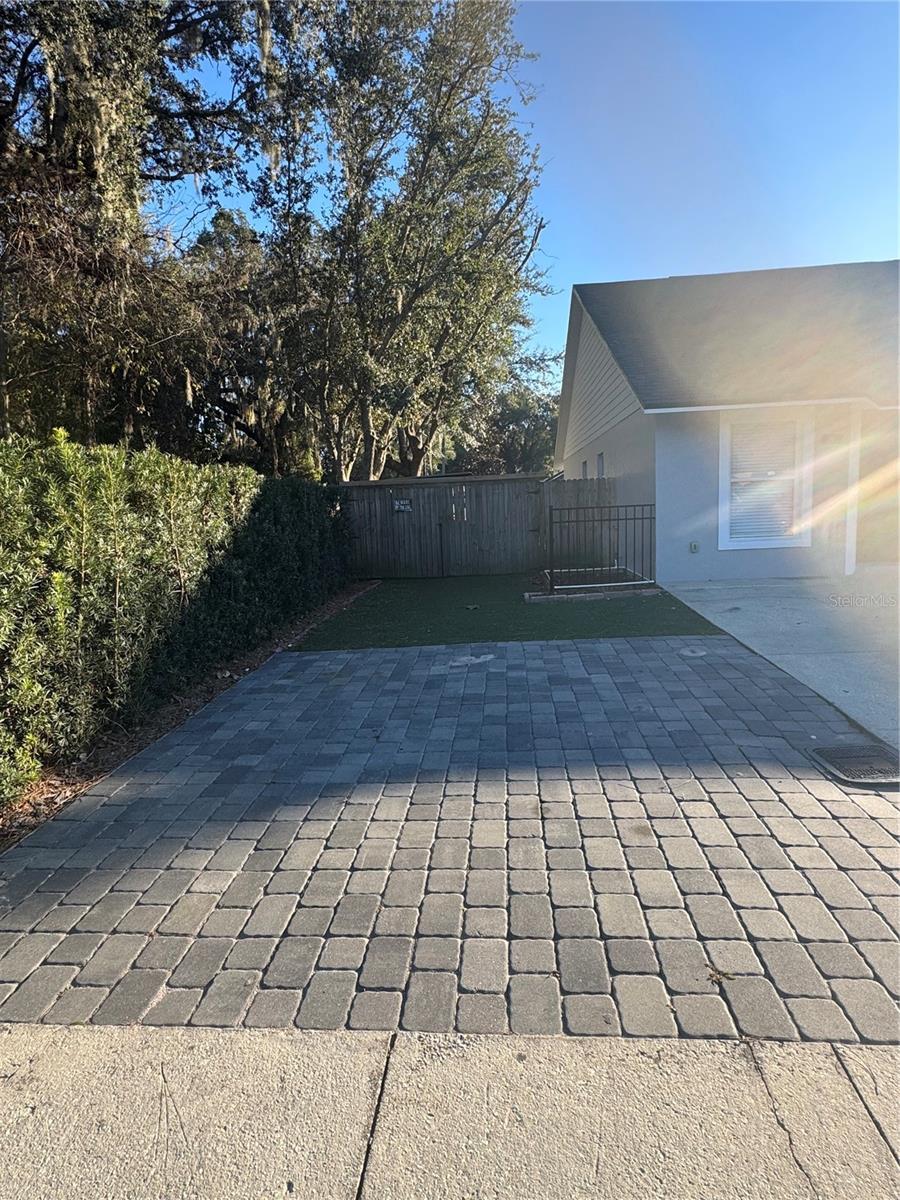 LINCOLN PARK - Residential