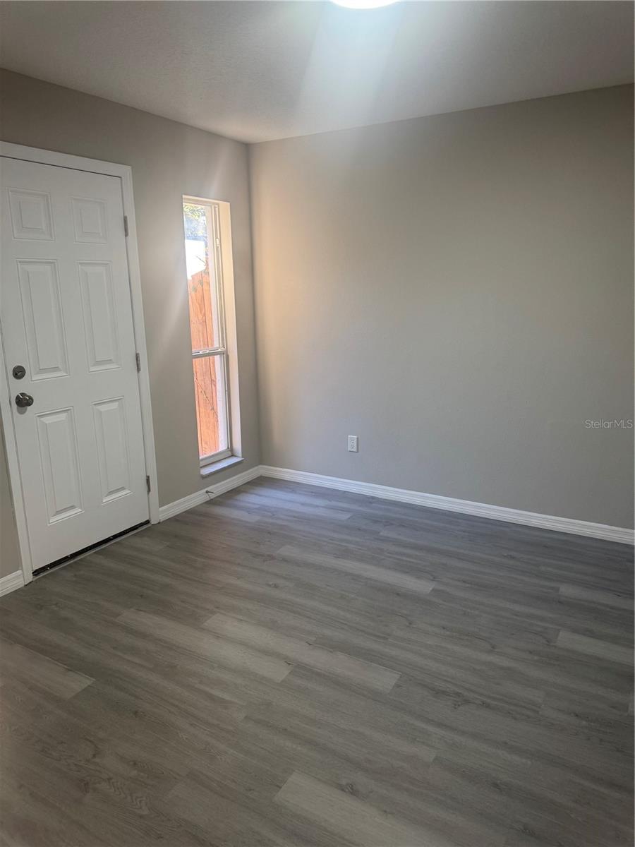 LINCOLN PARK - Residential