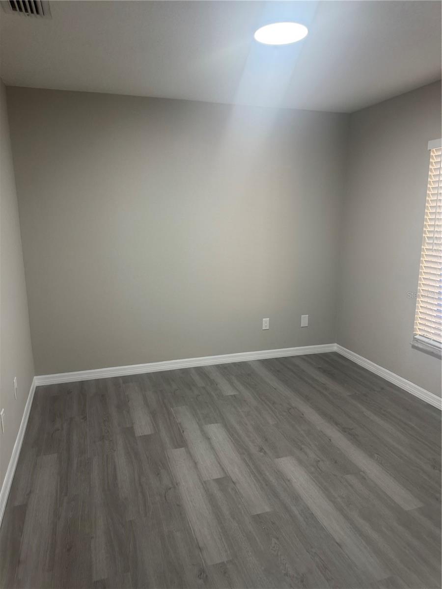 LINCOLN PARK - Residential