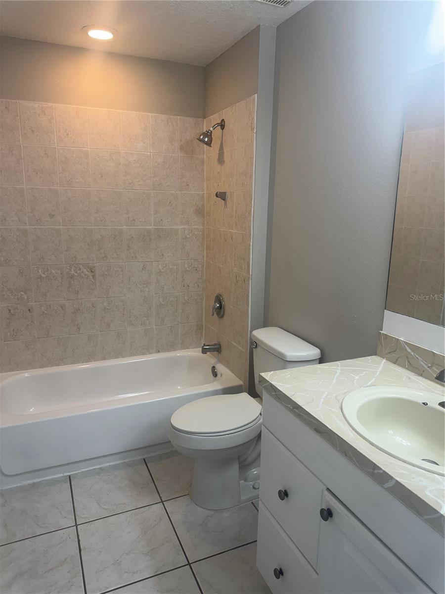 LINCOLN PARK - Residential