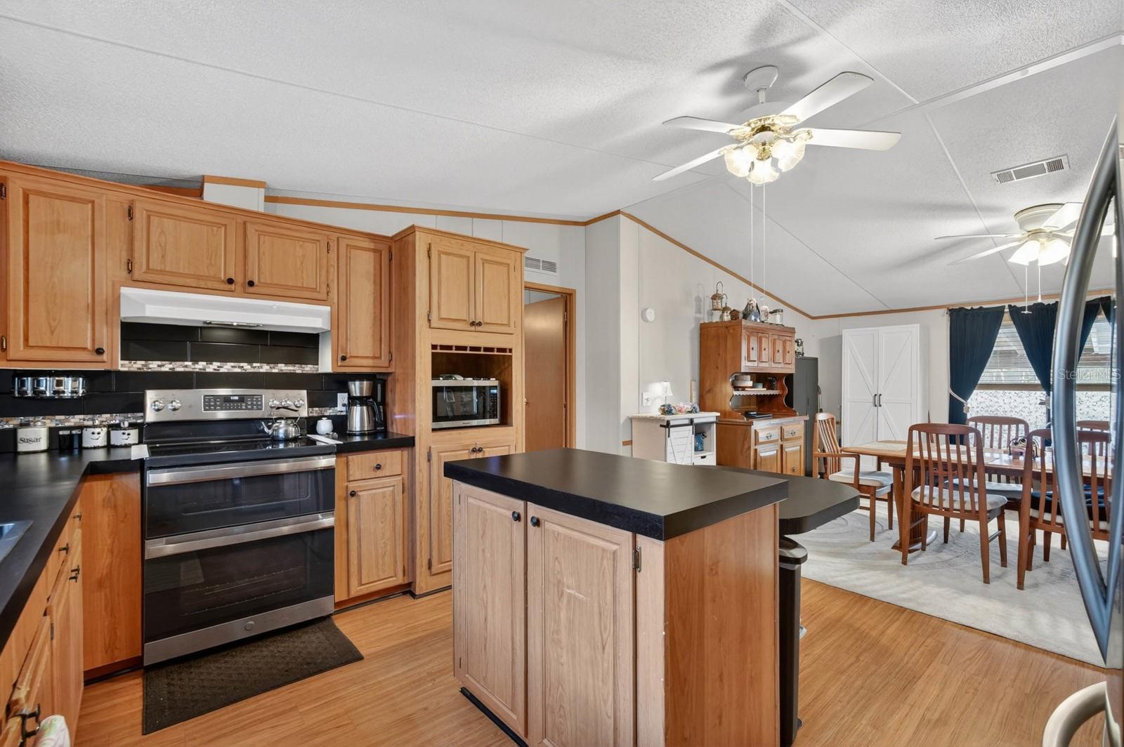 ST JOHNS RIVERSIDE ESTATES - Residential