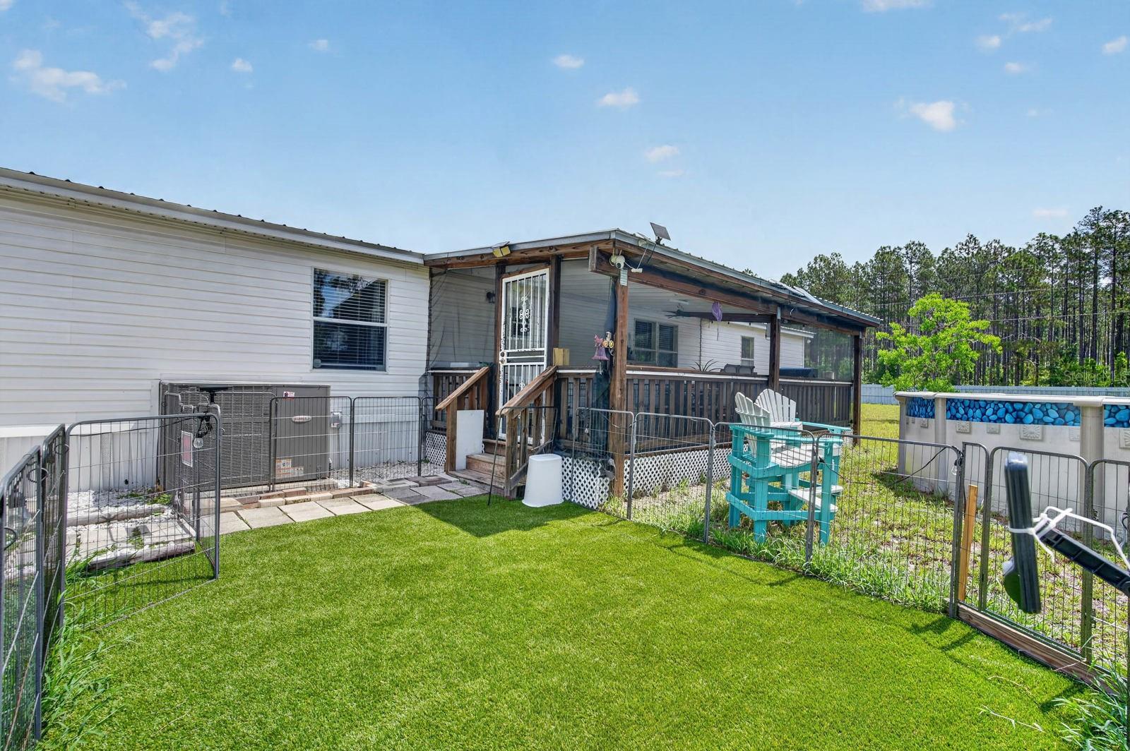 ST JOHNS RIVERSIDE ESTATES - Residential