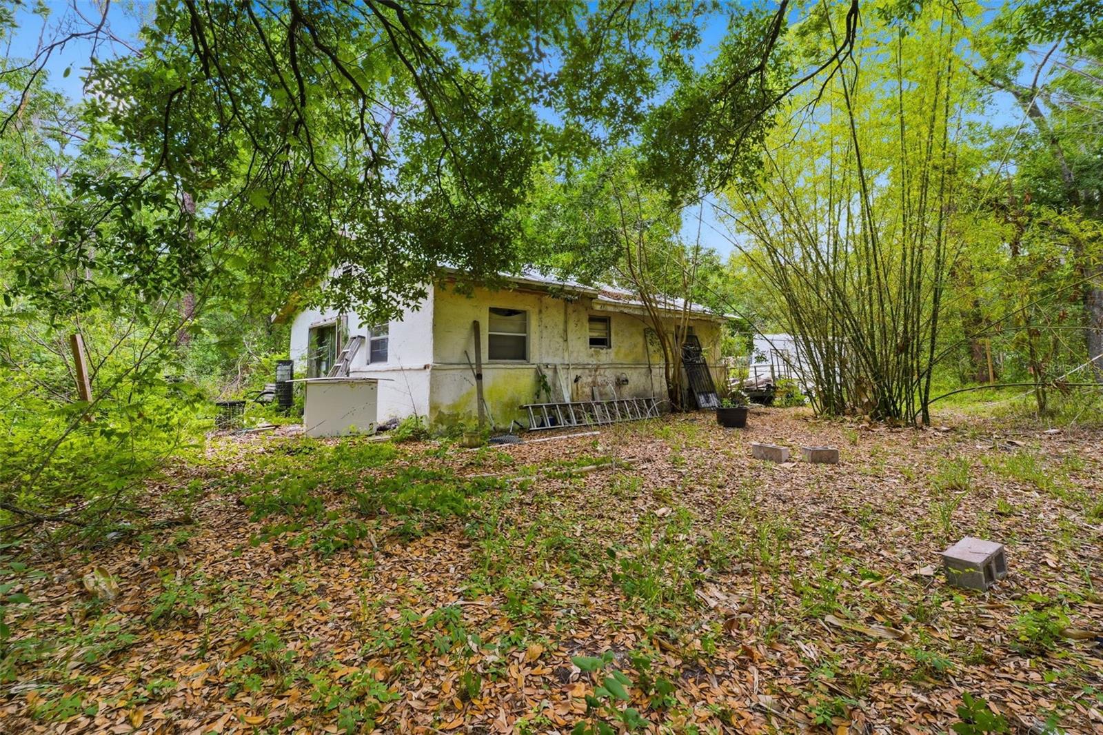 MOON LAKE ESTATES - Residential