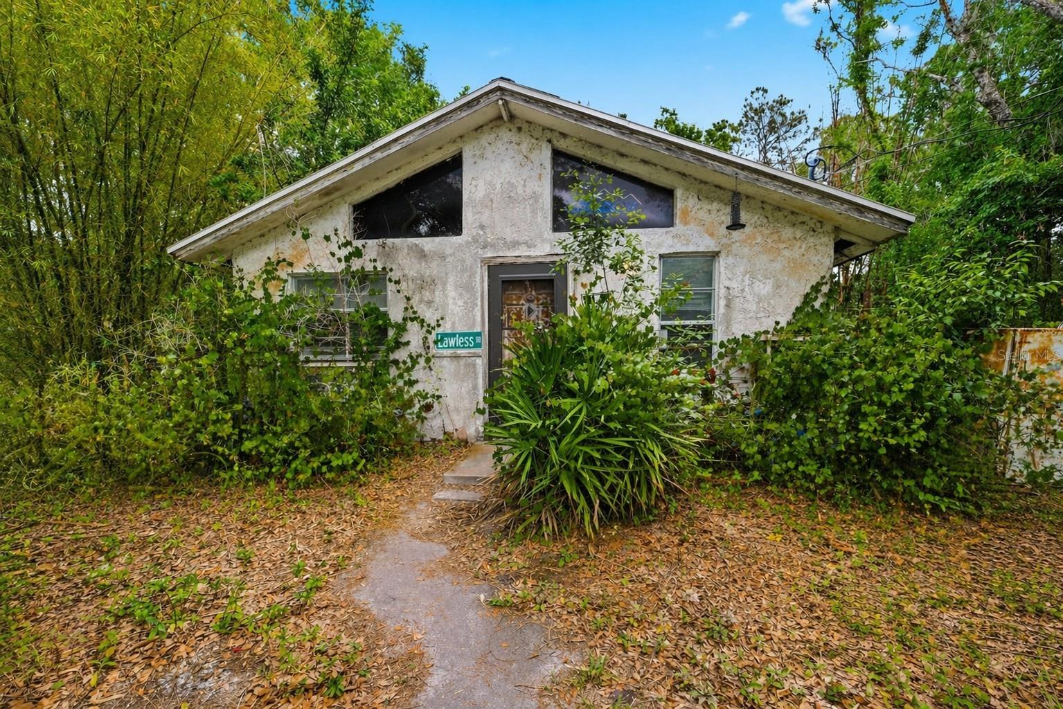 MOON LAKE ESTATES - Residential