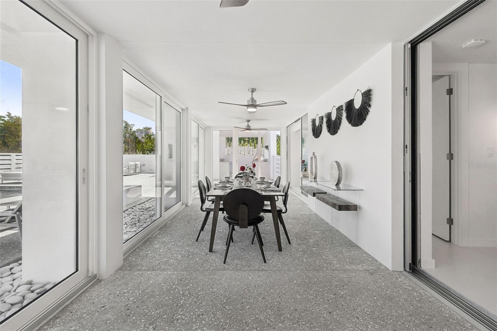 SANDERLING CLUB - Residential