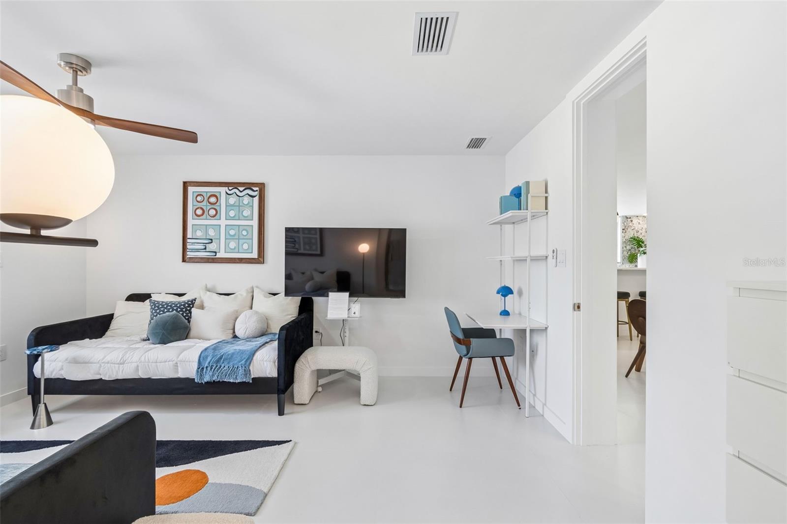 SANDERLING CLUB - Residential