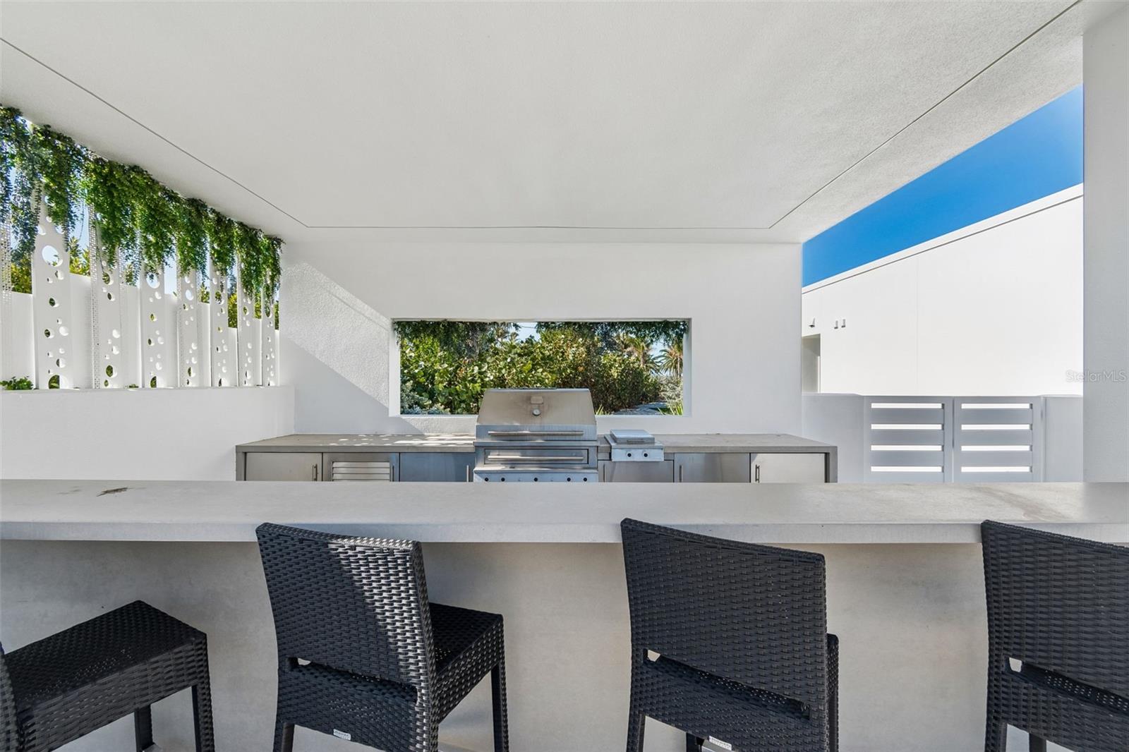 SANDERLING CLUB - Residential