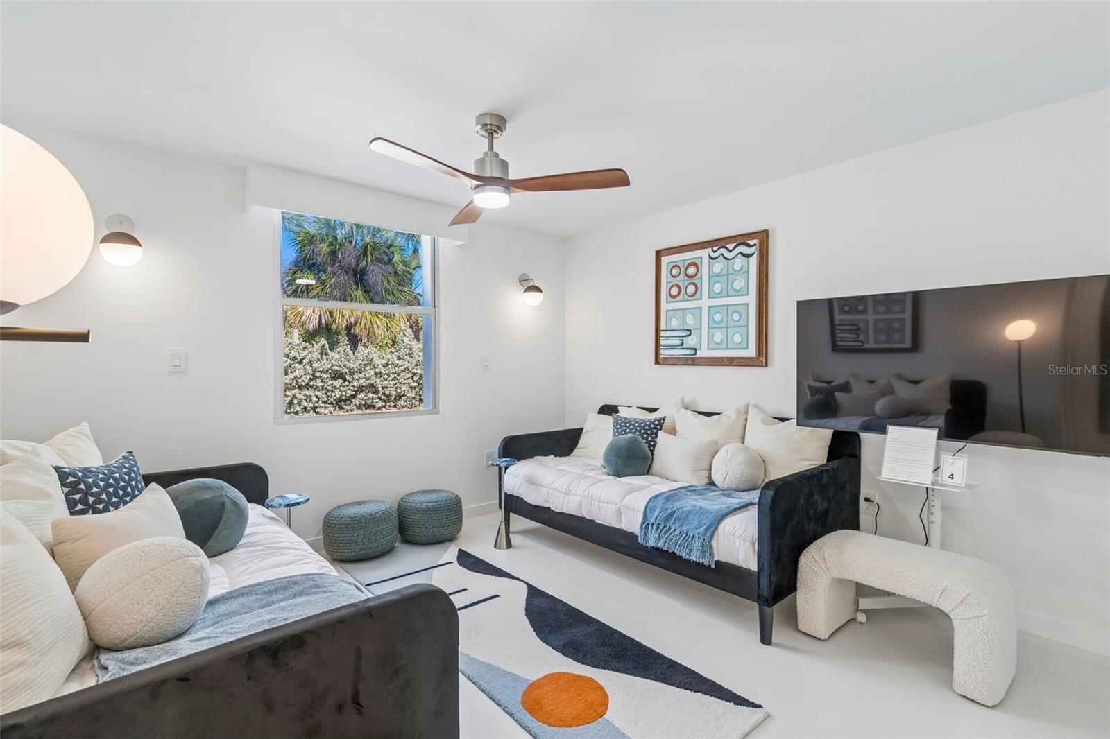 SANDERLING CLUB - Residential