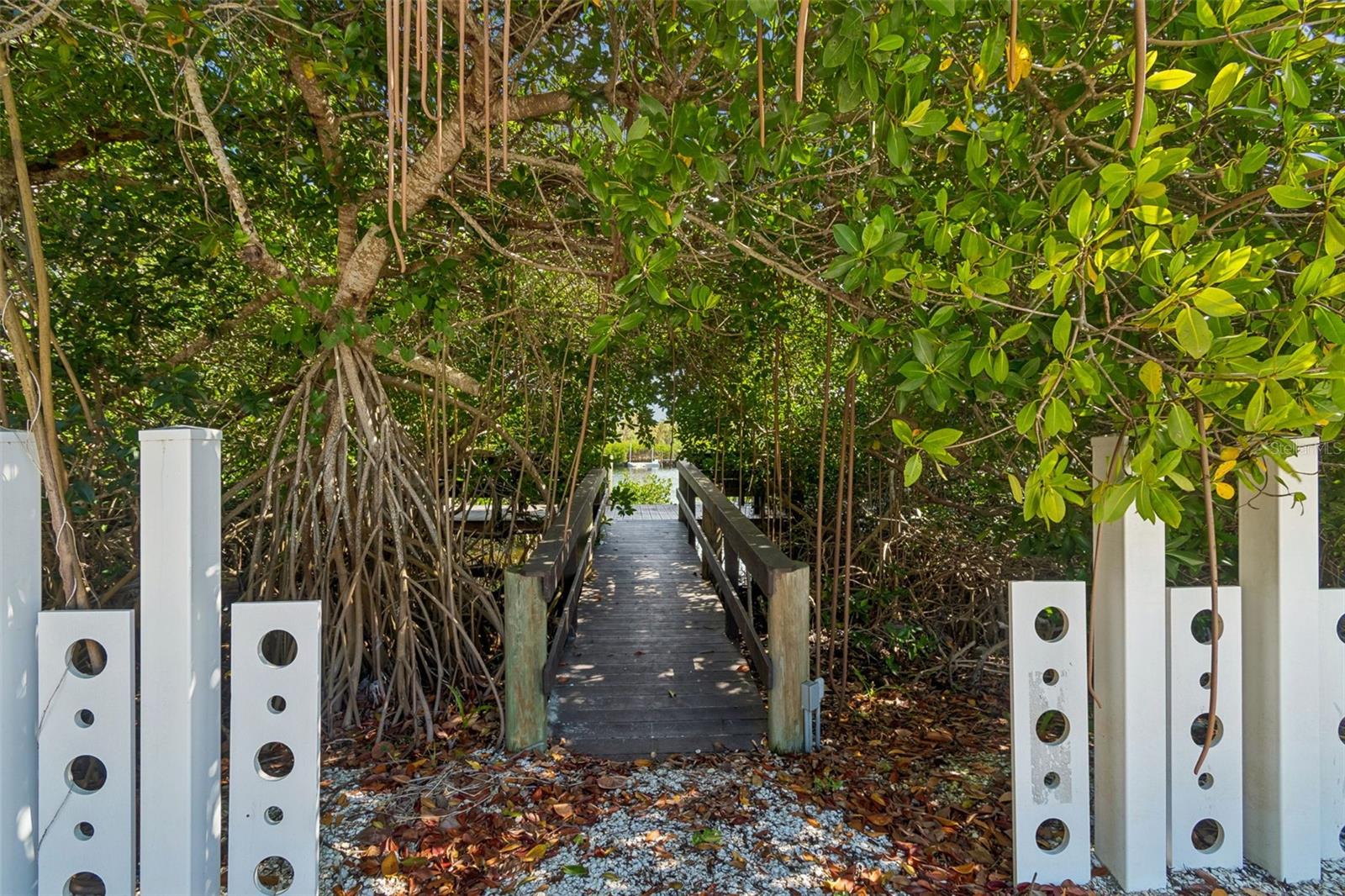 SANDERLING CLUB - Residential