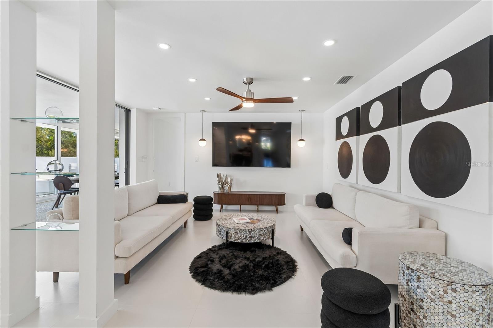 SANDERLING CLUB - Residential