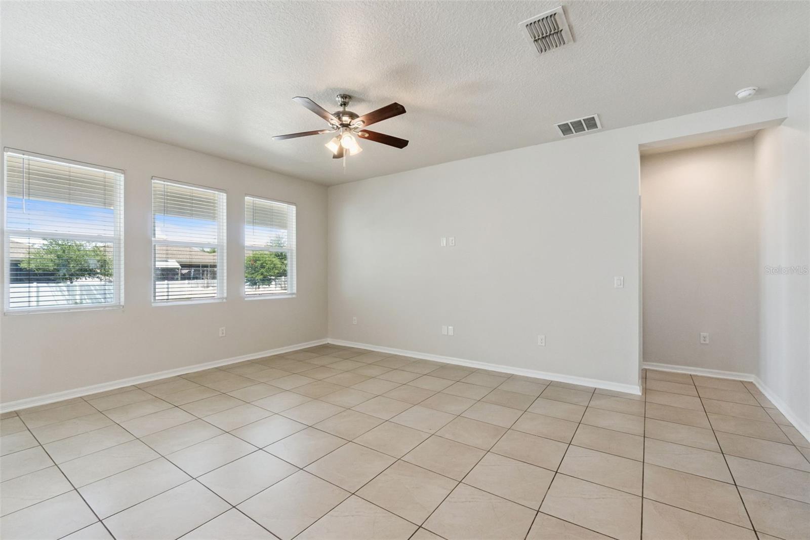 HIGHLAND MDWS PH 3 - Residential