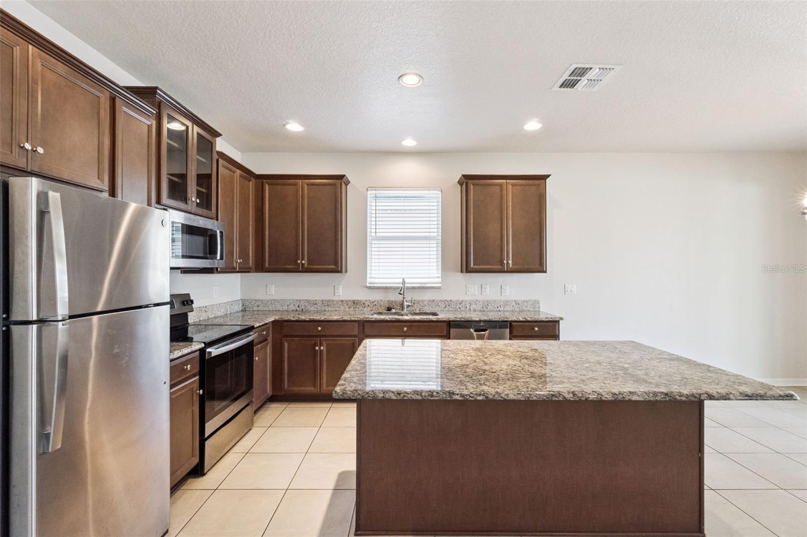 HIGHLAND MDWS PH 3 - Residential
