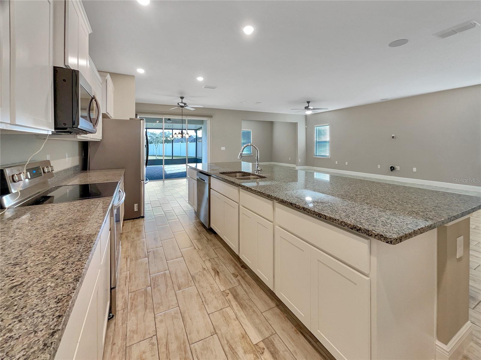 1657 MARSH POINTE DRIVE