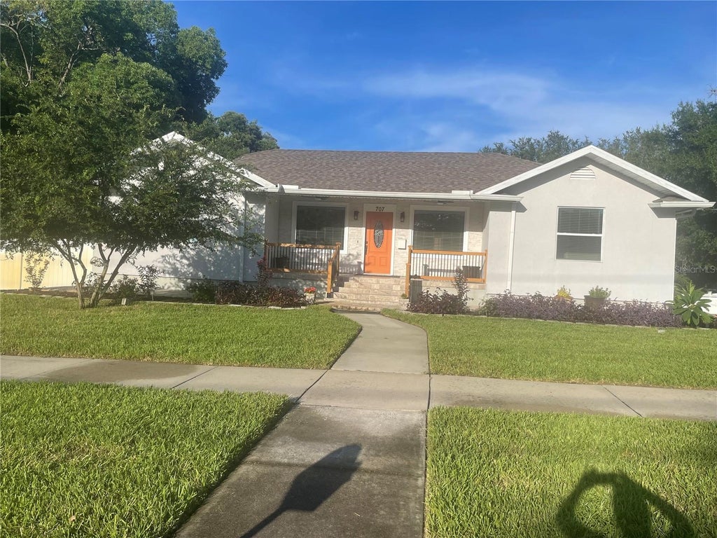 Photo of 707 N Glenwood Avenue, Clearwater, FL 33755 (MLS # TB8525358)