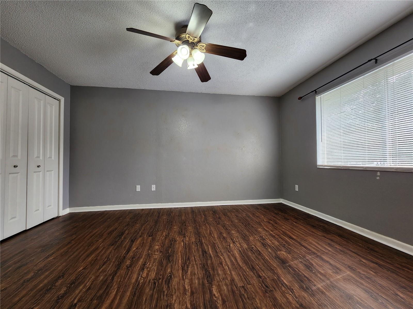 HAWTHORNE RESERVE - Residential