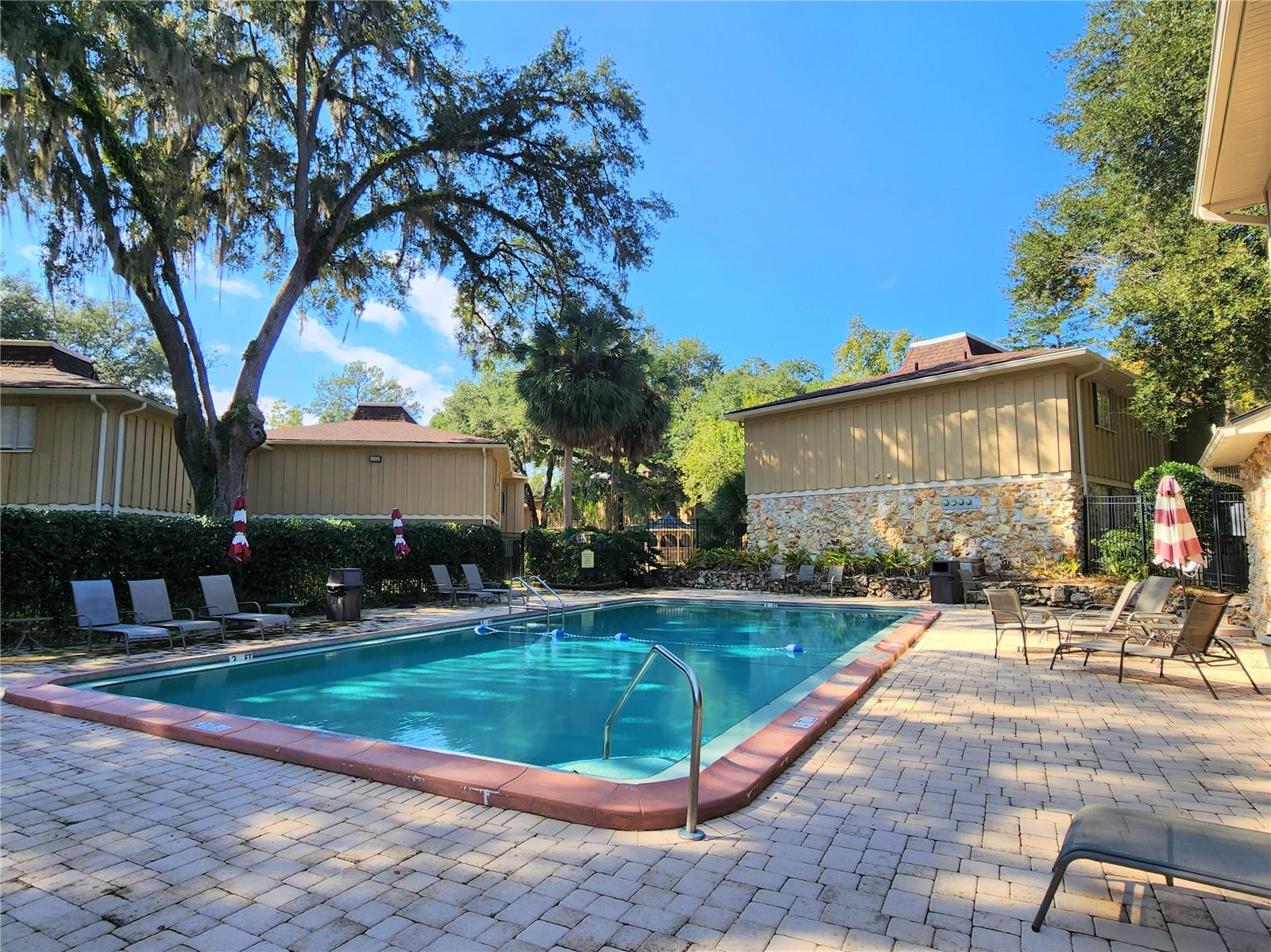 HAWTHORNE RESERVE - Residential