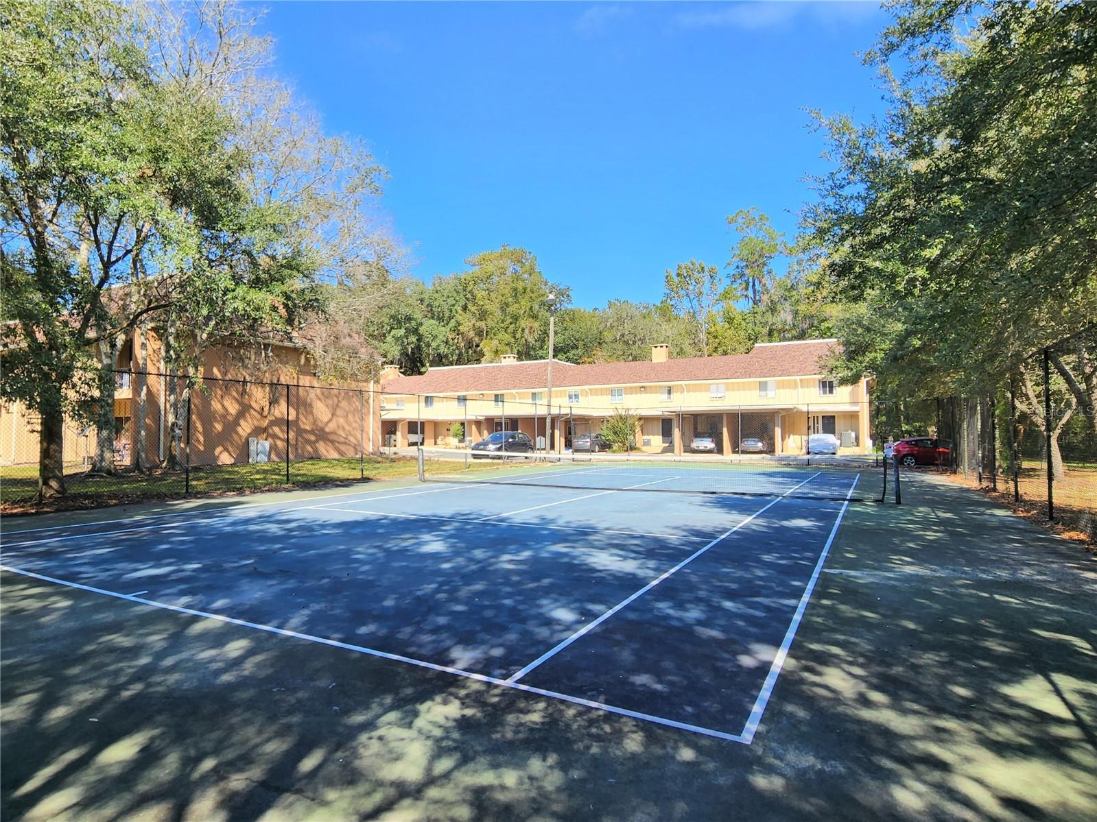 HAWTHORNE RESERVE - Residential