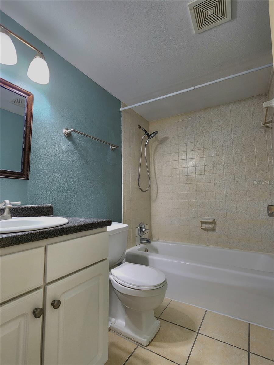 HAWTHORNE RESERVE - Residential