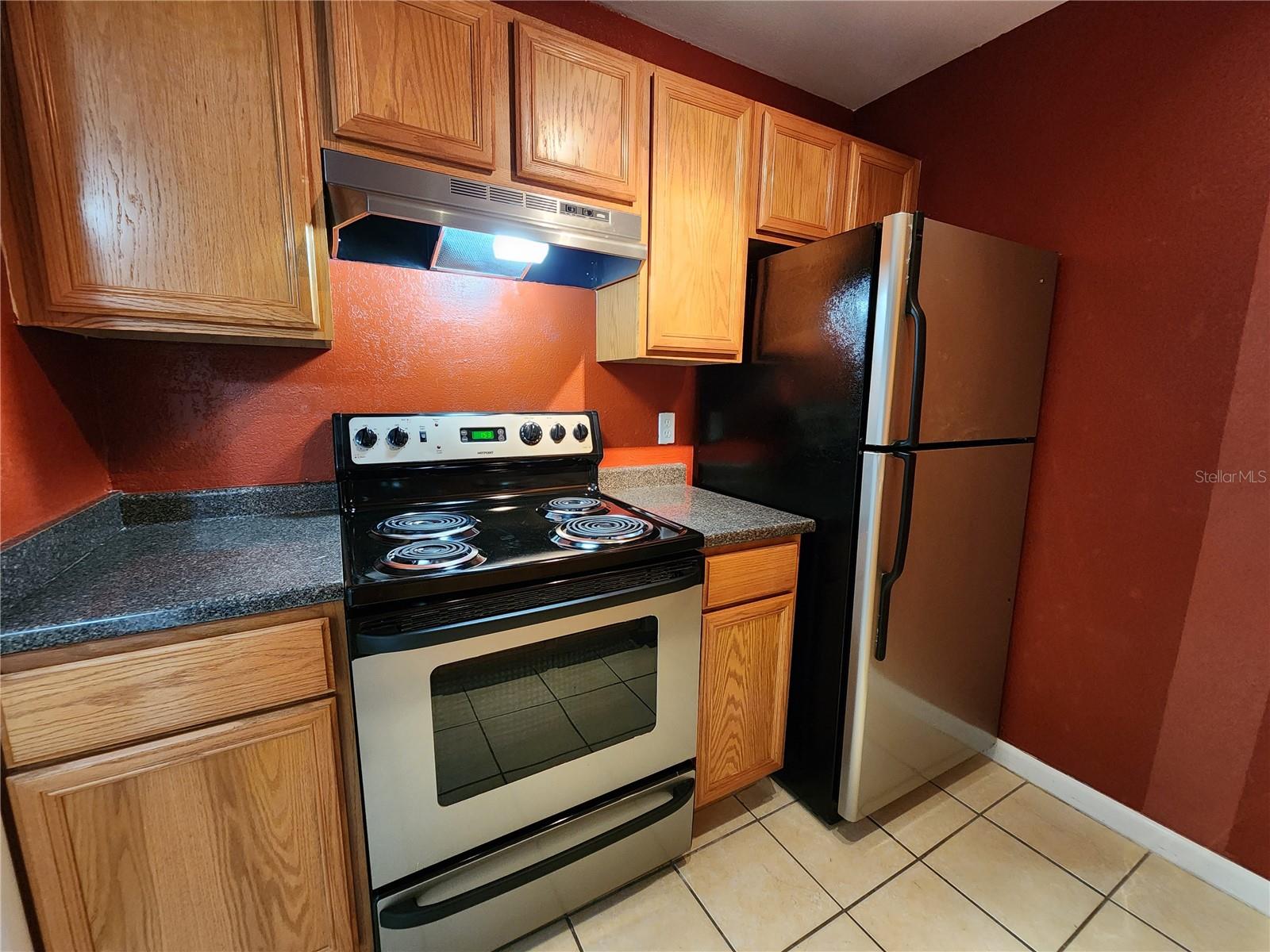 HAWTHORNE RESERVE - Residential