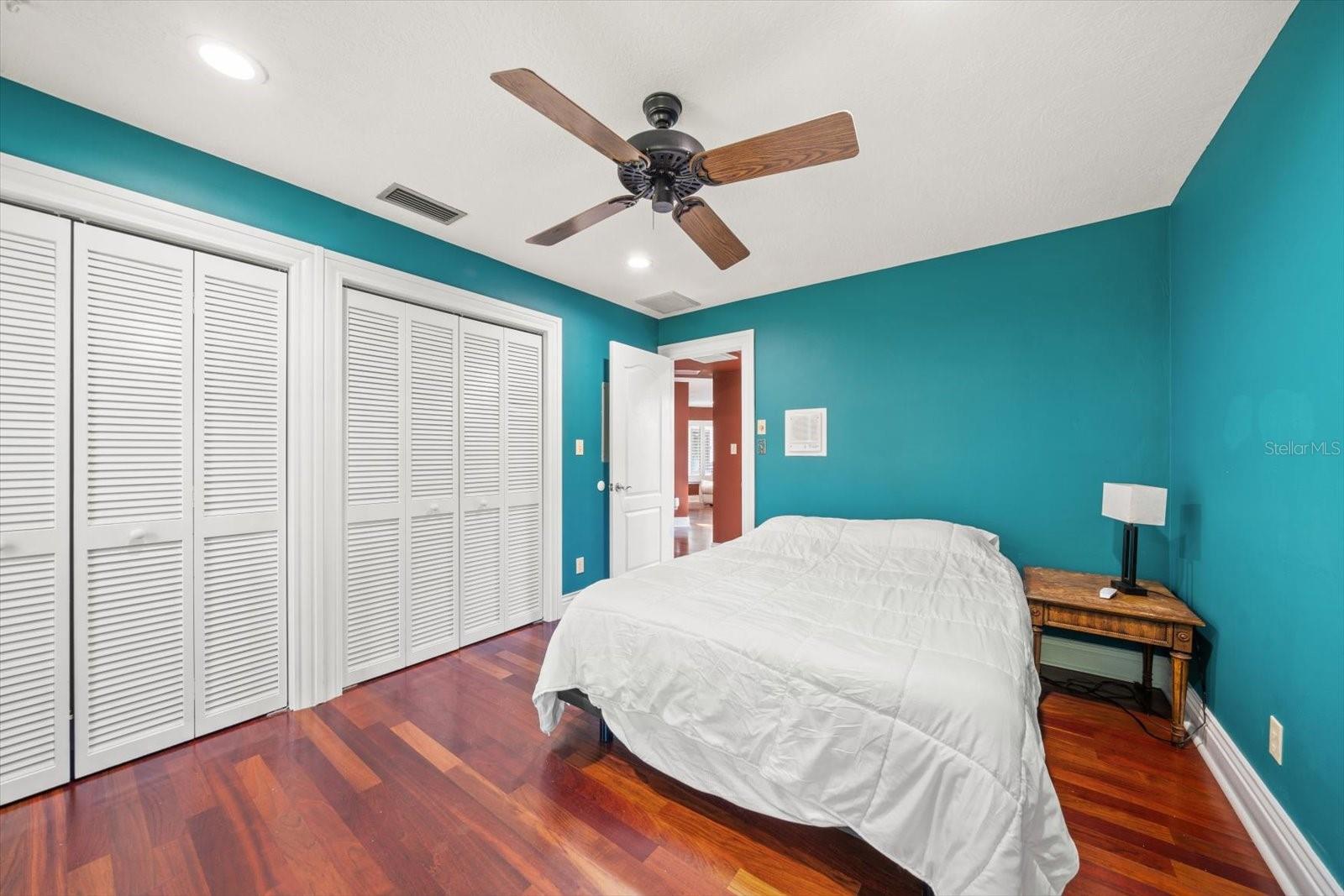 PINELLAS GROVES - Residential