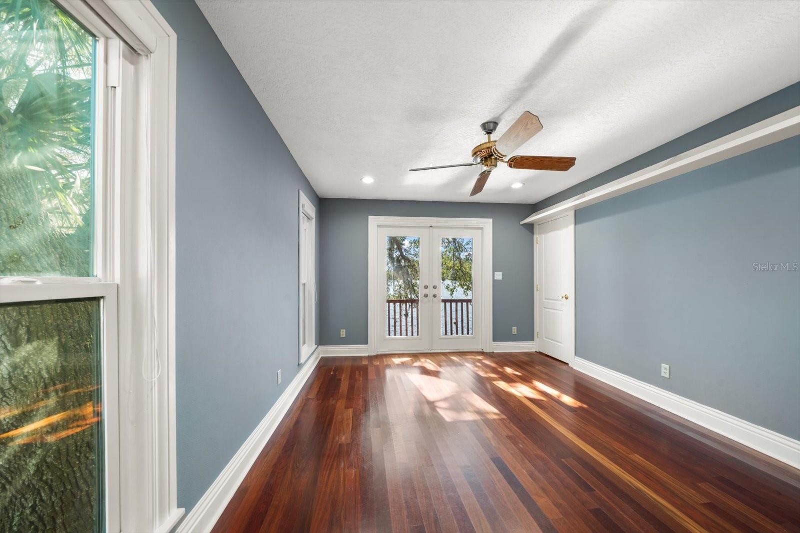 PINELLAS GROVES - Residential