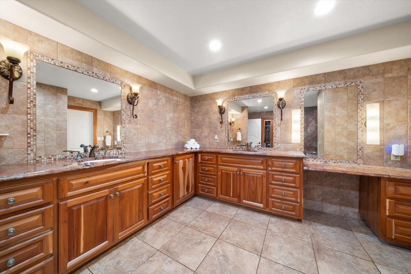 PINELLAS GROVES - Residential