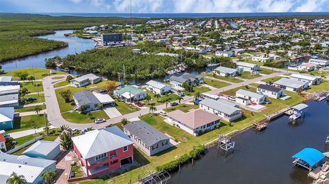 A home in PUNTA GORDA